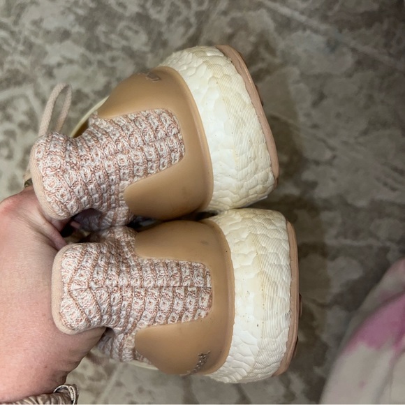 Adidas ultraboost blush pink size 8 - Picture 4 of 6